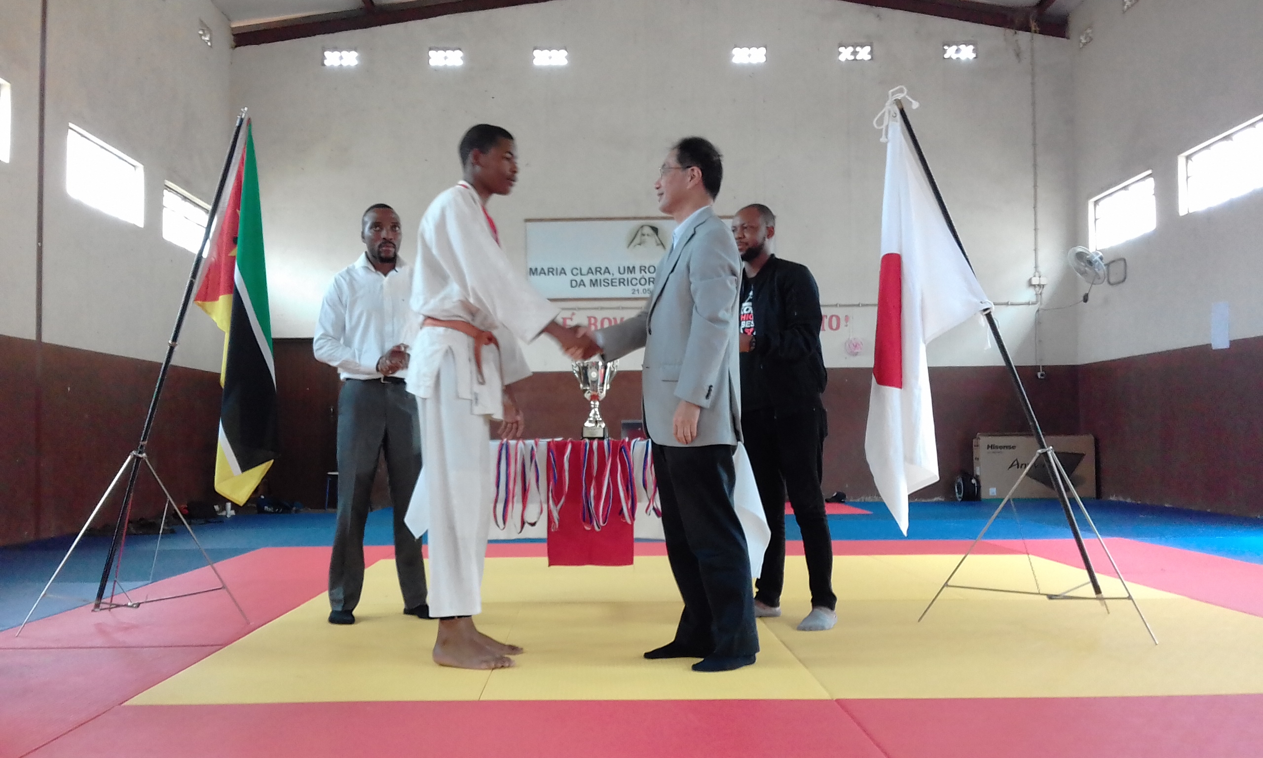 Embaixador Ikeda sauda os participantes